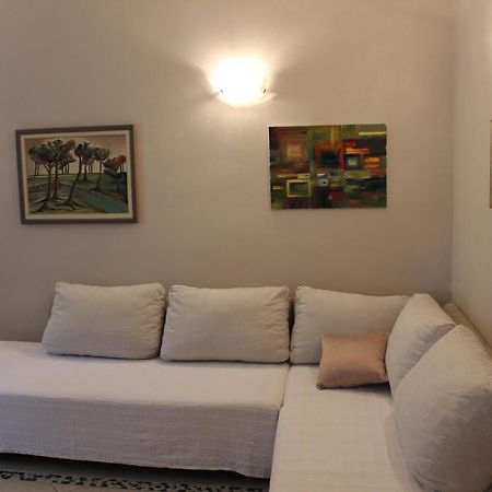 Adagio Theatre Apartment Split Exterior photo