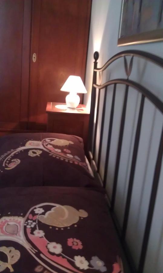 Adagio Theatre Apartment Split Room photo